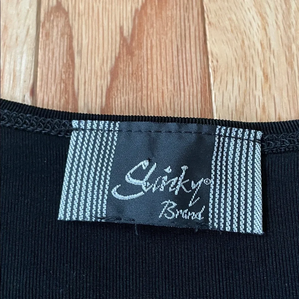 Slinky Brand Top Womens 2X Black Sleeveless Blouse Studded Minimalist Mature - Picture 2 of 9